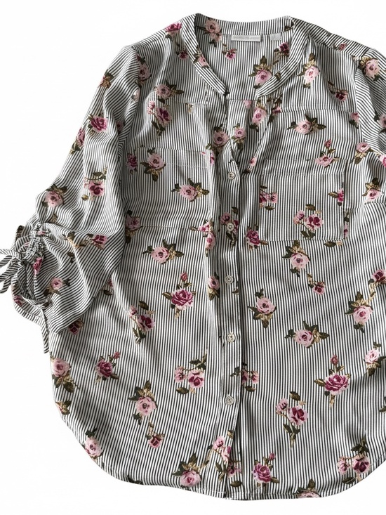 New York & Company Tops - New York and Company small polyester striped blouse